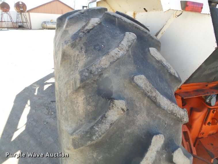 image for item DG8483 Case 1370  tractor