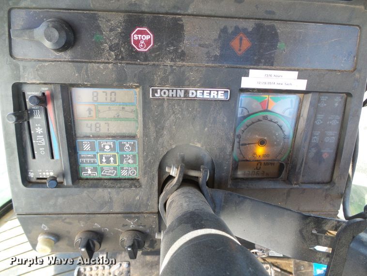 image for item DG8486 1992 John Deere 8760  4WD tractor