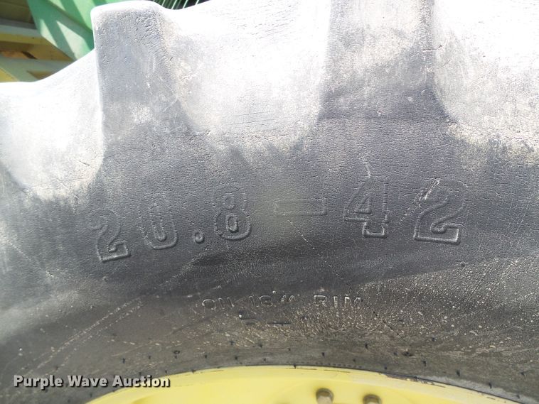 image for item DG8486 1992 John Deere 8760  4WD tractor