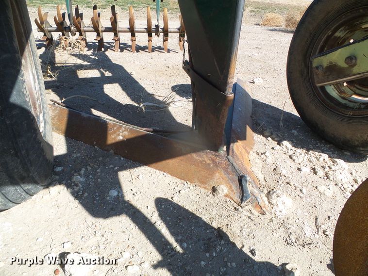 image for item DG8489 Flex King 7X5  sweep plow