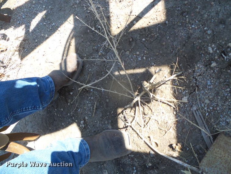 image for item DG8489 Flex King 7X5  sweep plow