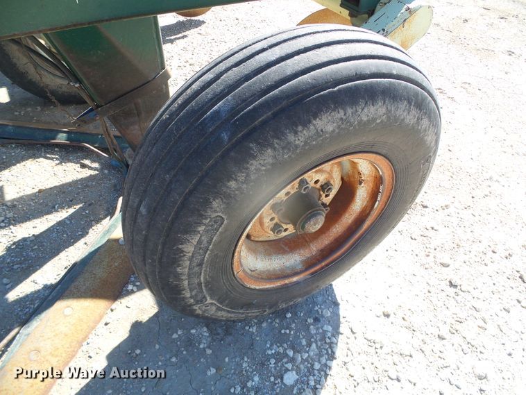 image for item DG8489 Flex King 7X5  sweep plow