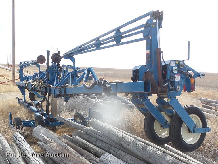 image for item DG8490 Kinze 2600  no-till planter