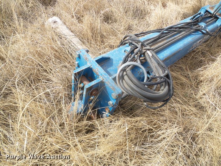 image for item DG8490 Kinze 2600  no-till planter