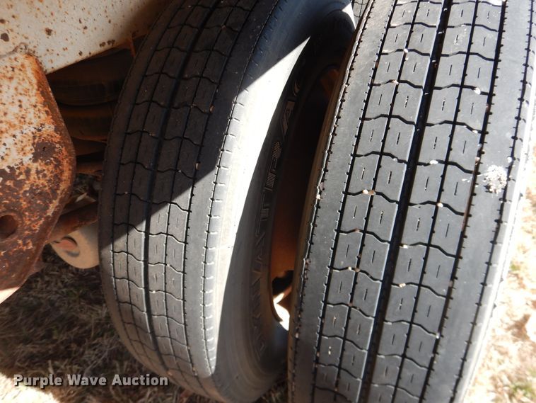 image for item DI3708 1989 Timpte double hopper bottom grain trailer