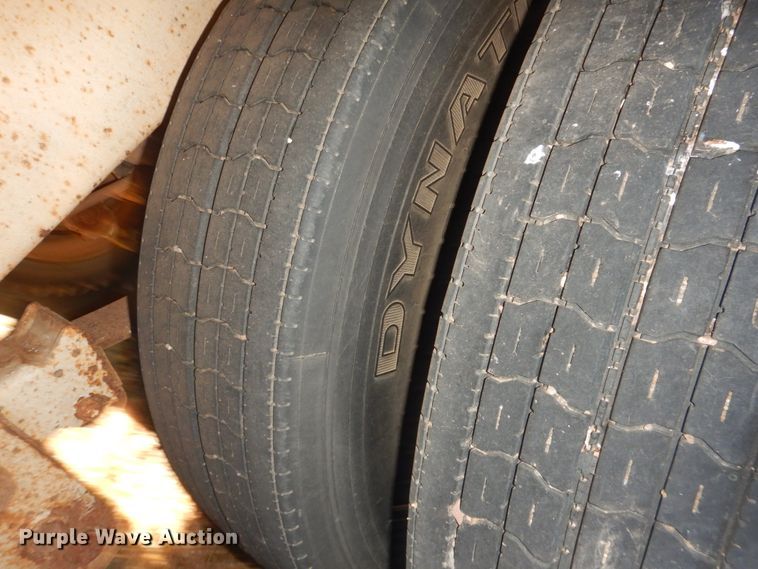 image for item DI3708 1989 Timpte double hopper bottom grain trailer