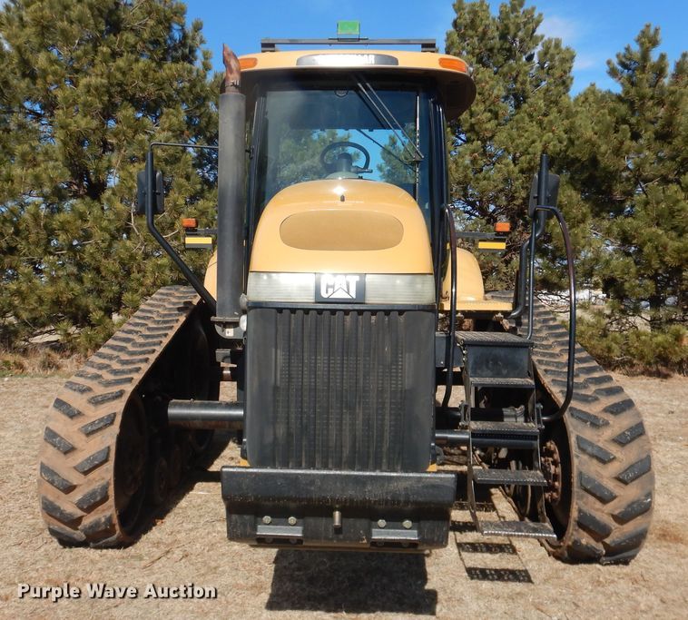 image for item DI3711 2003 Challenger MT765  tractor