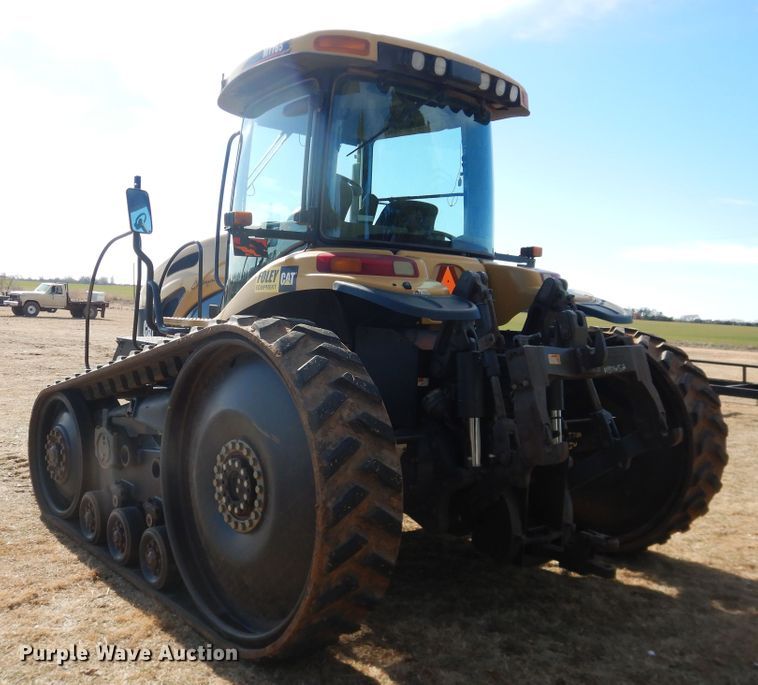 image for item DI3711 2003 Challenger MT765  tractor