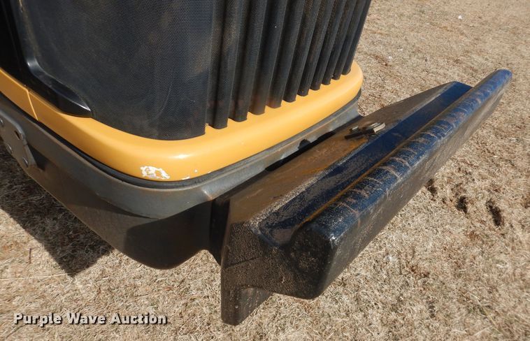 image for item DI3711 2003 Challenger MT765  tractor