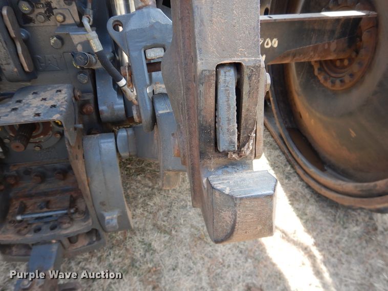 image for item DI3711 2003 Challenger MT765  tractor