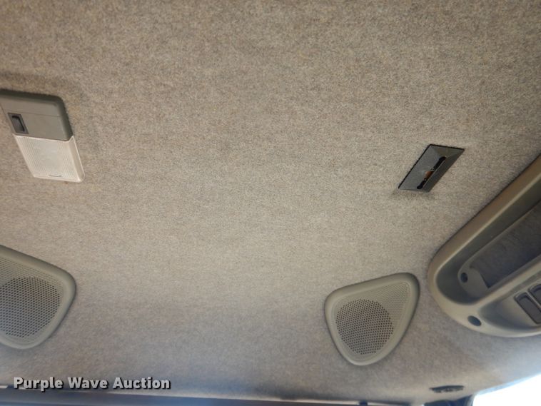 image for item DI3711 2003 Challenger MT765  tractor