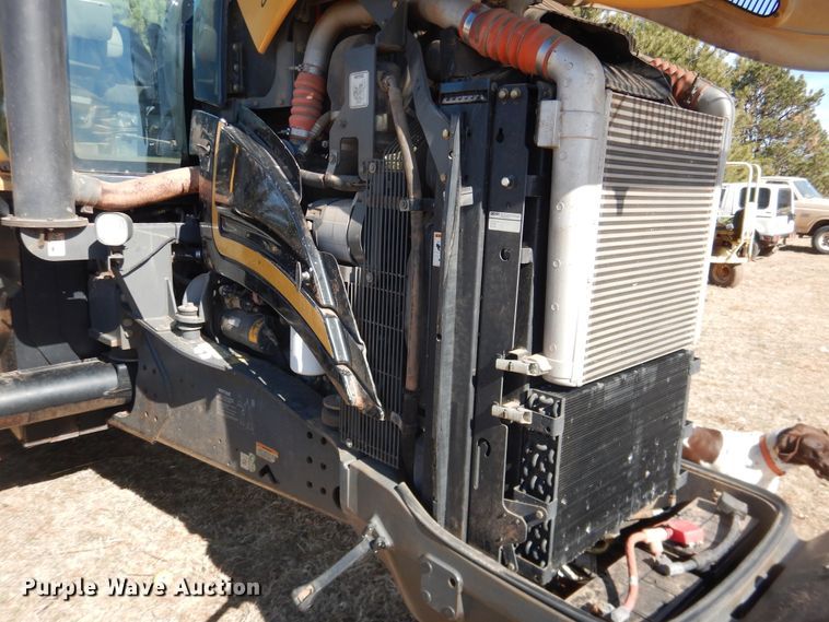 image for item DI3711 2003 Challenger MT765  tractor