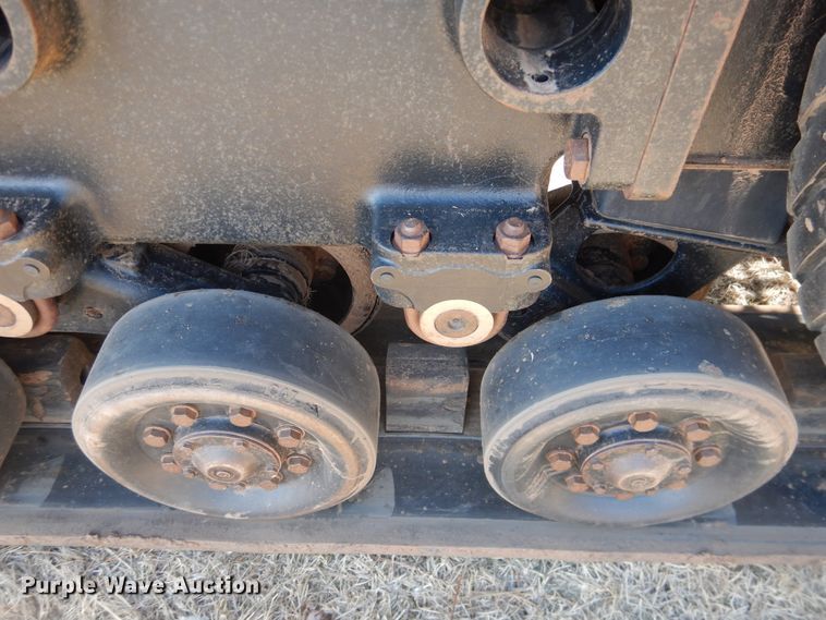 image for item DI3711 2003 Challenger MT765  tractor