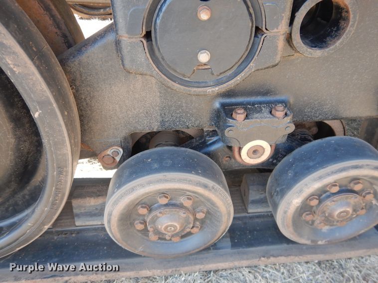 image for item DI3711 2003 Challenger MT765  tractor