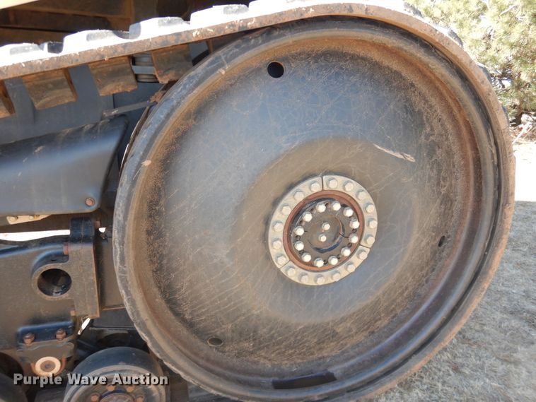 image for item DI3711 2003 Challenger MT765  tractor