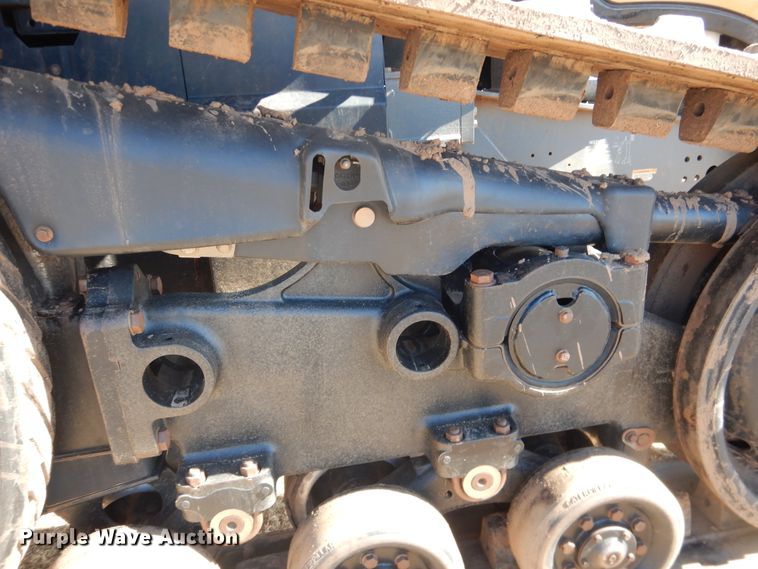 image for item DI3711 2003 Challenger MT765  tractor