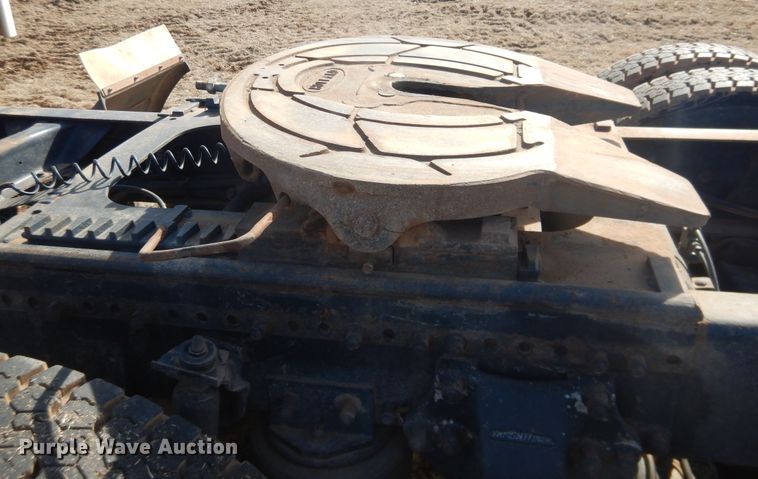 image for item DI3714 1994 Freightliner FLD  semi truck