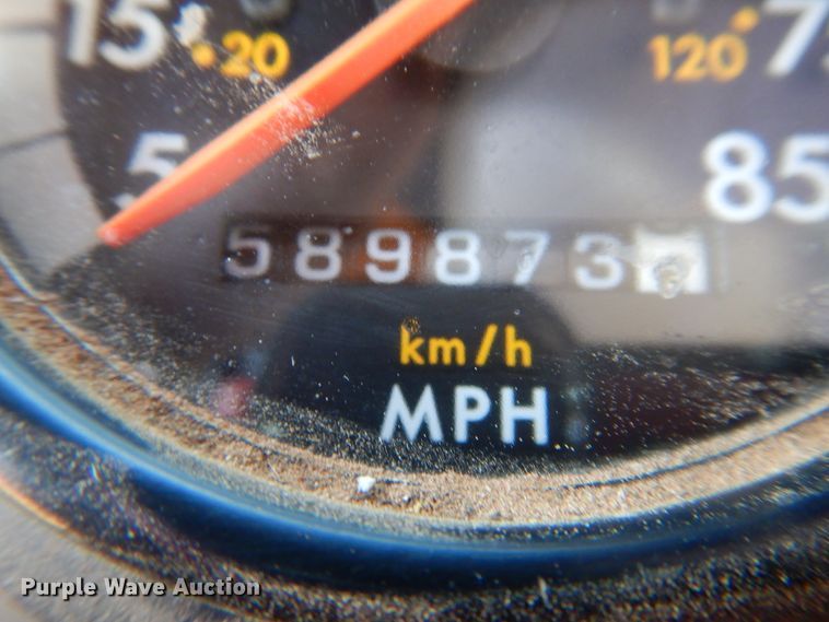 image for item DI3714 1994 Freightliner FLD  semi truck