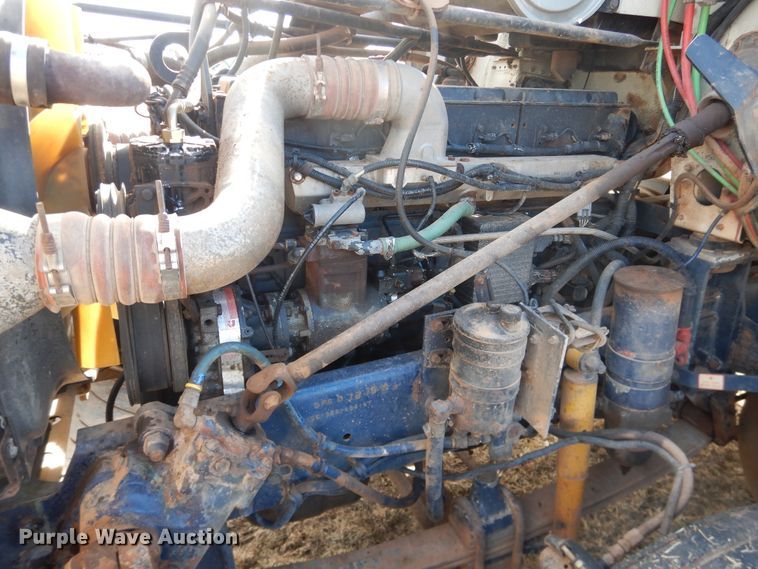 image for item DI3714 1994 Freightliner FLD  semi truck