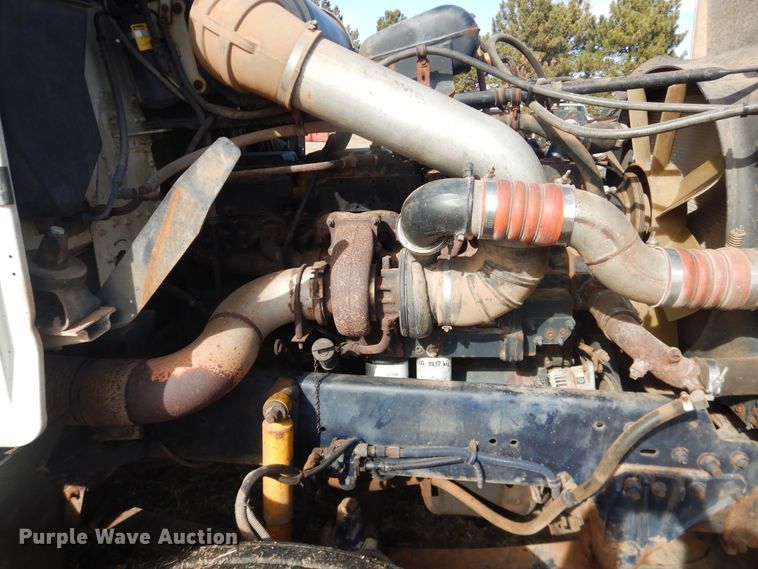 image for item DI3714 1994 Freightliner FLD  semi truck