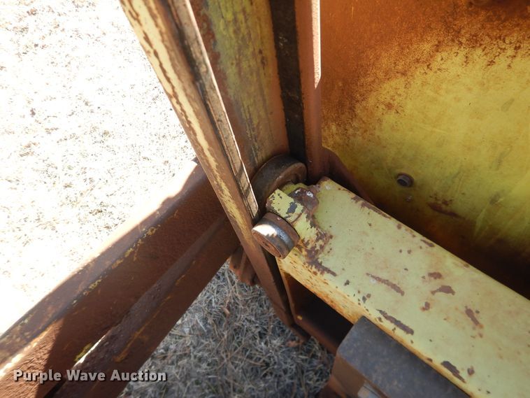 image for item DI3715 Donkey  forklift