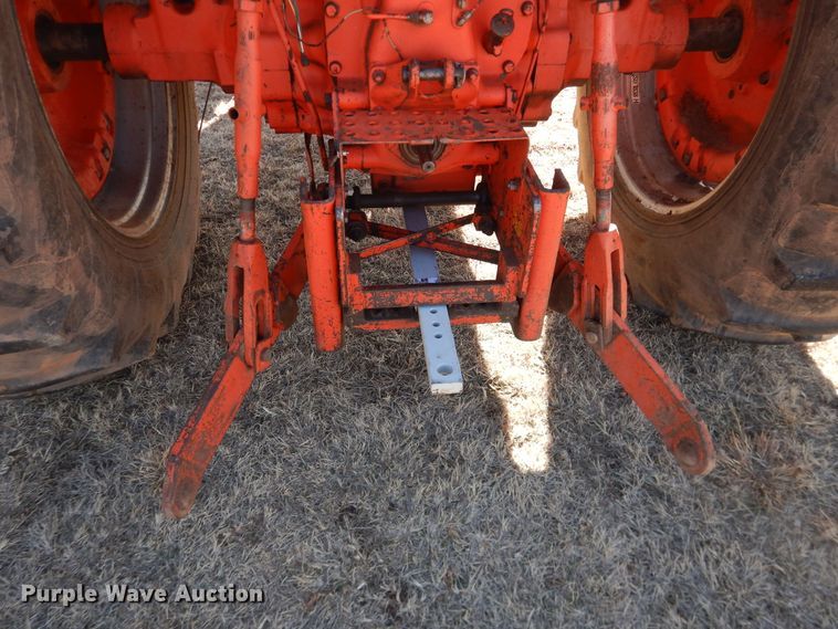 image for item DI3717 1979 Case 2290  tractor