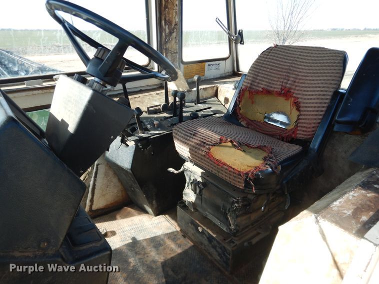 image for item DI3717 1979 Case 2290  tractor