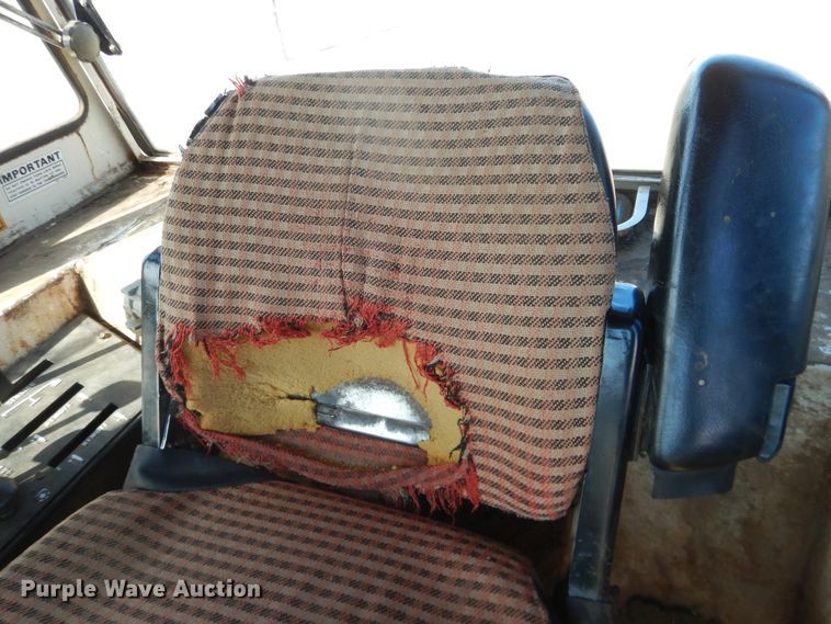 image for item DI3717 1979 Case 2290  tractor