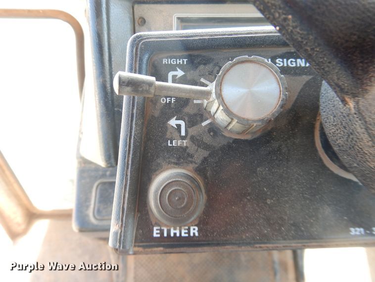 image for item DI3717 1979 Case 2290  tractor