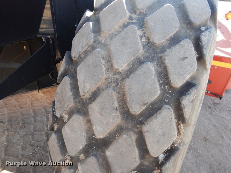 image for item DI3726 2007 Case IH WDX2302  windrower