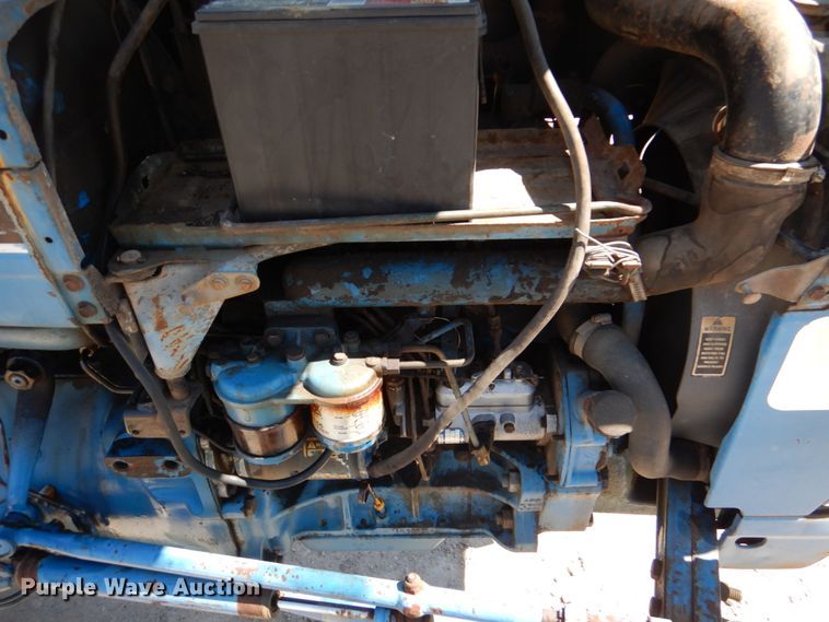 image for item DJ0388 1989 Ford 3910  tractor