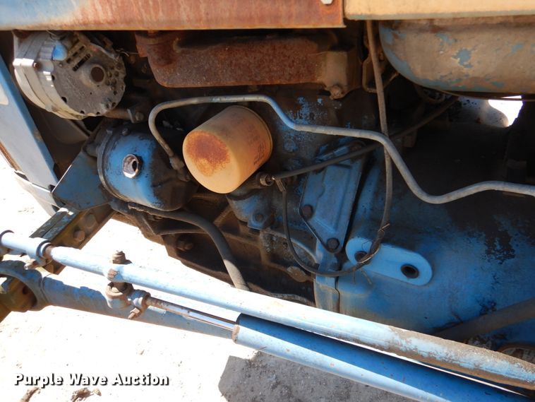 image for item DJ0388 1989 Ford 3910  tractor