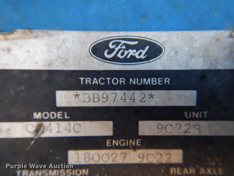 image for item DJ0388 1989 Ford 3910  tractor
