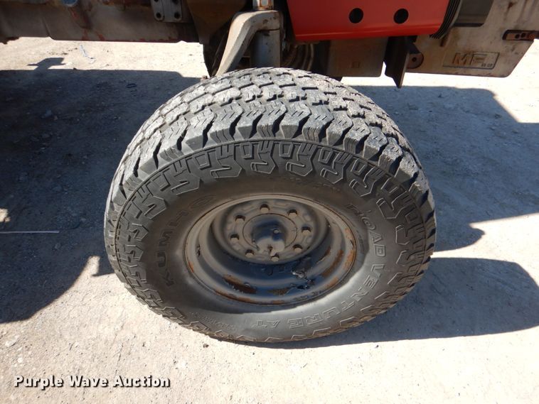 image for item DJ0389 1978 Massey Ferguson 2675  tractor