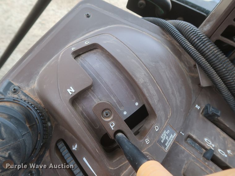 image for item DJ1848 2004 John Deere 6420  MFWD tractor