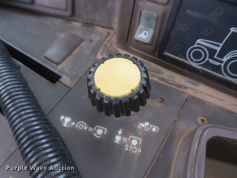 image for item DJ1848 2004 John Deere 6420  MFWD tractor