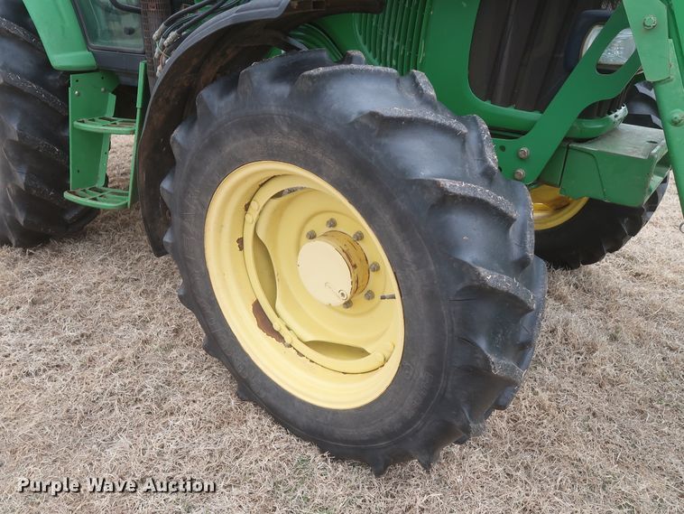 image for item DJ1848 2004 John Deere 6420  MFWD tractor