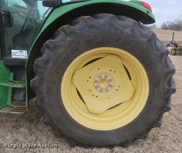 image for item DJ1848 2004 John Deere 6420  MFWD tractor