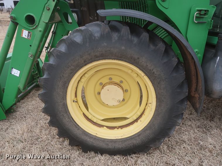 image for item DJ1848 2004 John Deere 6420  MFWD tractor