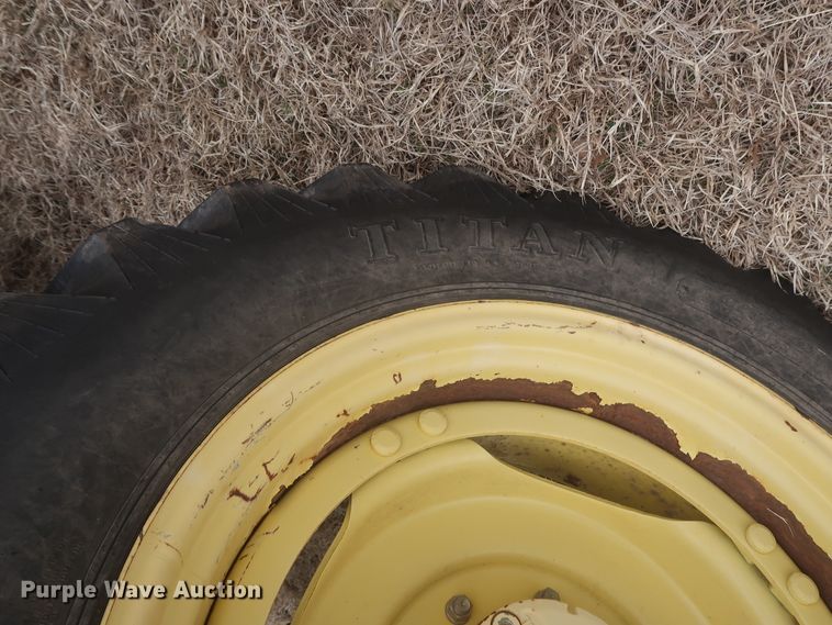 image for item DJ1848 2004 John Deere 6420  MFWD tractor