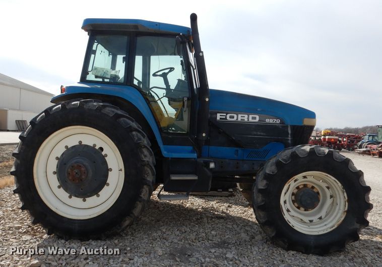 image for item DJ2864 1994 Ford 8970  MFWD tractor