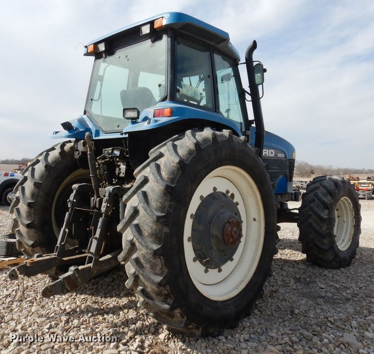 image for item DJ2864 1994 Ford 8970  MFWD tractor