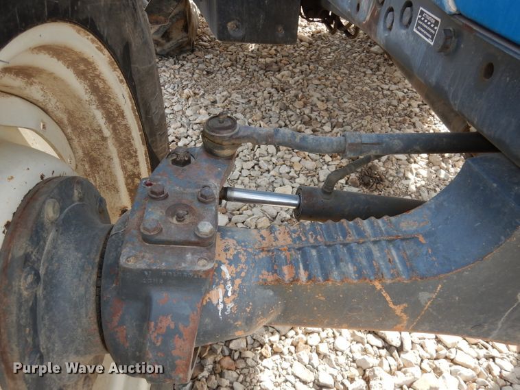 image for item DJ2864 1994 Ford 8970  MFWD tractor