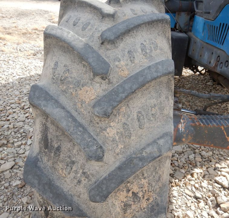 image for item DJ2864 1994 Ford 8970  MFWD tractor