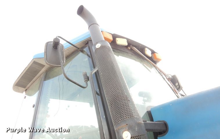 image for item DJ2864 1994 Ford 8970  MFWD tractor