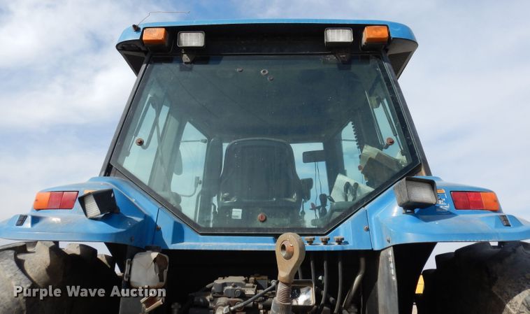 image for item DJ2864 1994 Ford 8970  MFWD tractor