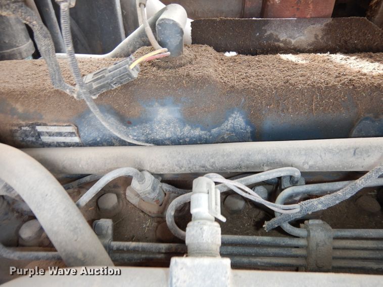 image for item DJ2864 1994 Ford 8970  MFWD tractor