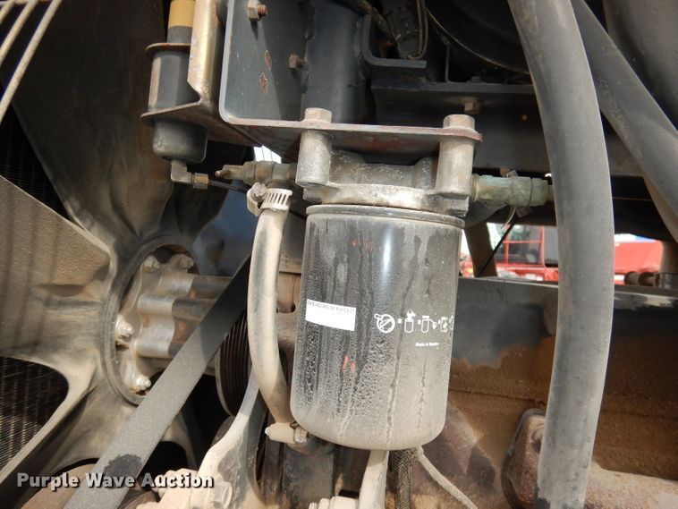 image for item DJ2864 1994 Ford 8970  MFWD tractor