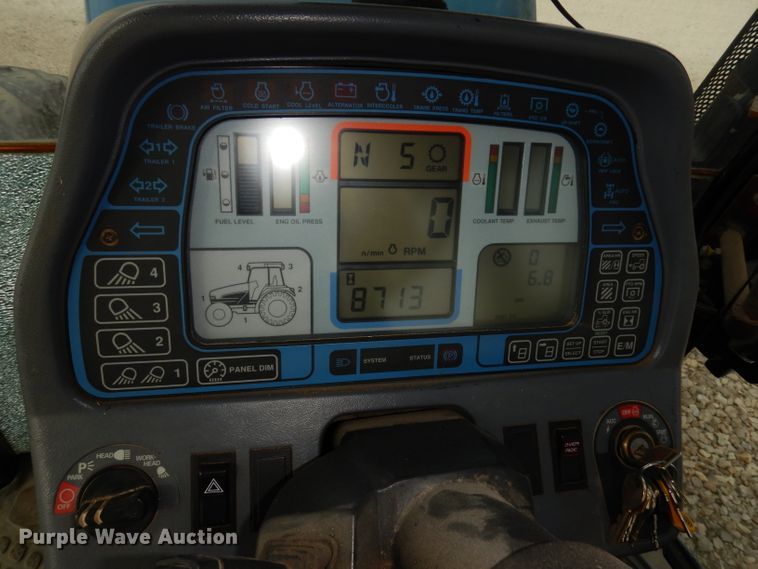 image for item DJ2864 1994 Ford 8970  MFWD tractor