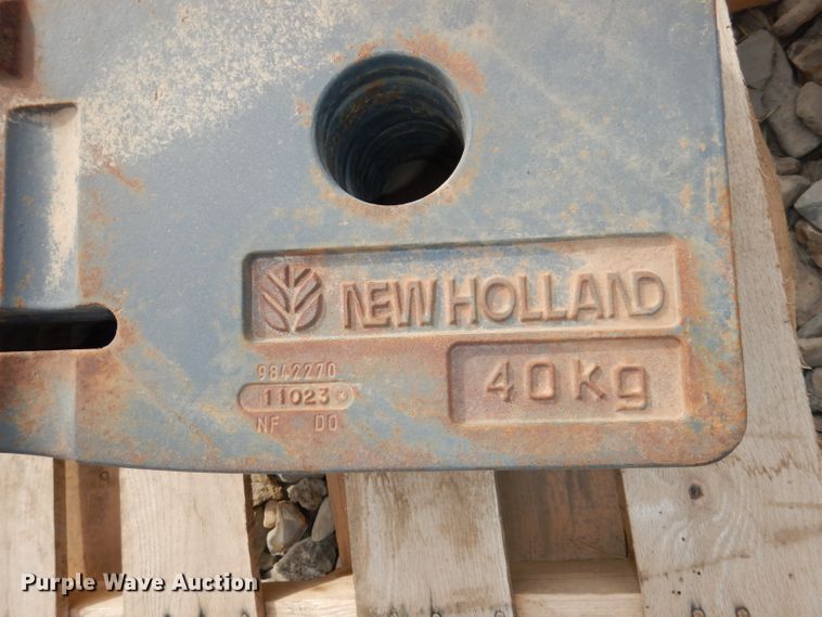 image for item DJ2864 1994 Ford 8970  MFWD tractor